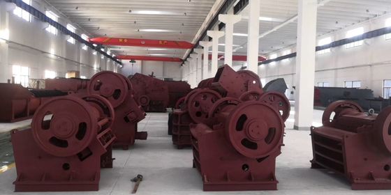 Rock Jaw 250*400mm 20TPH Stone Crusher Machine For Mining Equipment