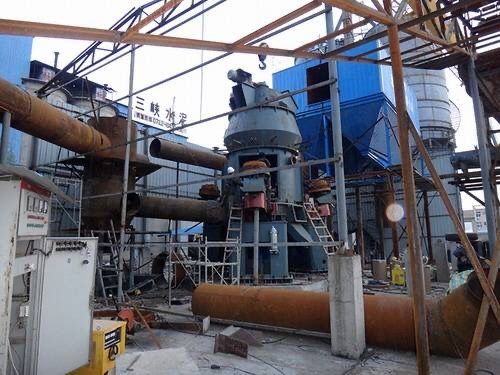 30T/H Mineral Grinding Vertical Mill / Vertical Powder Grinder Ore Grinding Mill