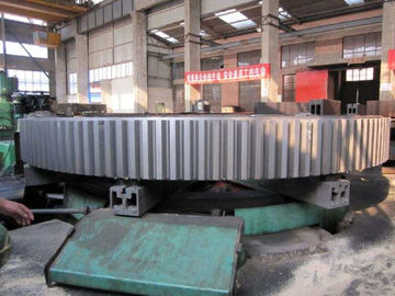 Anneau de vitesse de four rotatoire du module 1000 TPD de l'usine 70 de ciment et pignon droit