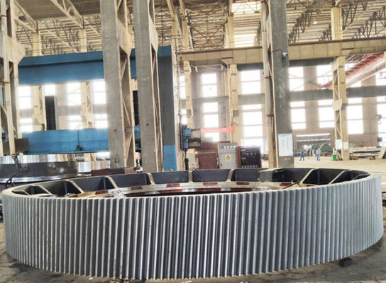 42CrMo acier 16000mm vitesse de périmètre de grand Ring Gear For Cement Mill et de four rotatoire