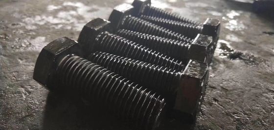 Bâtis et pièces forgéees du boulon de vis de revêtement de moulin du ciment M30 EB517